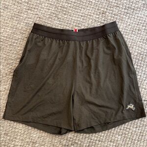 Tracksmith Session chestnut size small